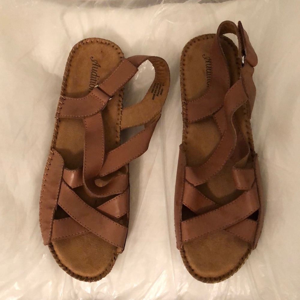 Sandals - Picture 2 of 2